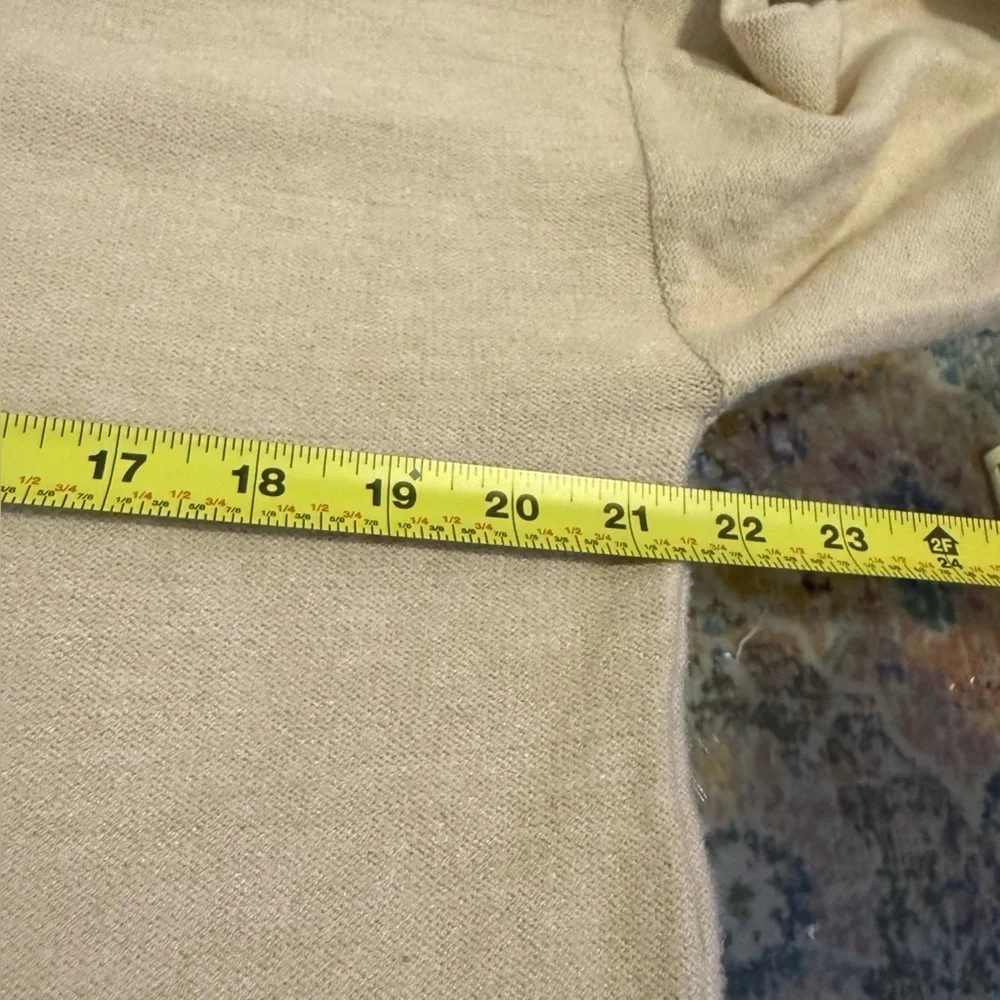 Badgley Mischa Mockneck Oversized Cable-Knit Sweater Cream w/ White Small - Picture 5 of 10